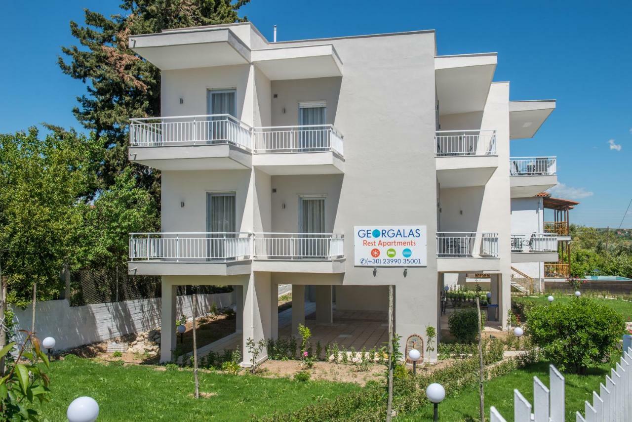 Georgalas Rest Apartments Nea Kallikrateia Exterior photo